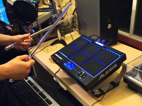 Alesis Samplepad Pro Kick Pedal