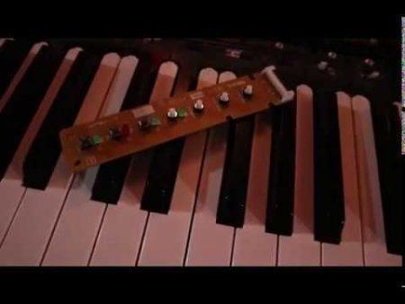 Piano Yamaha Arius Ydp V240