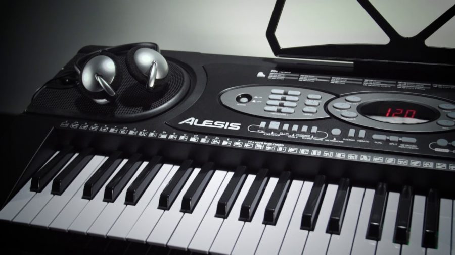 300 Built-In Sounds 40 Demo Songs Renewed Alesis Melody 32 Portable 32 Key Mini Digital Piano / Keyboard with Built-in Speakers USB-MIDI Connectivity 